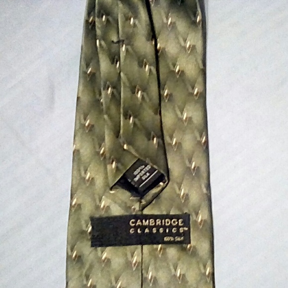 Cambridge Classics 100% Silk Tie - Picture 2 of 2